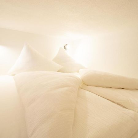 W-Spirit Apartments Jerzens Oda fotoğraf