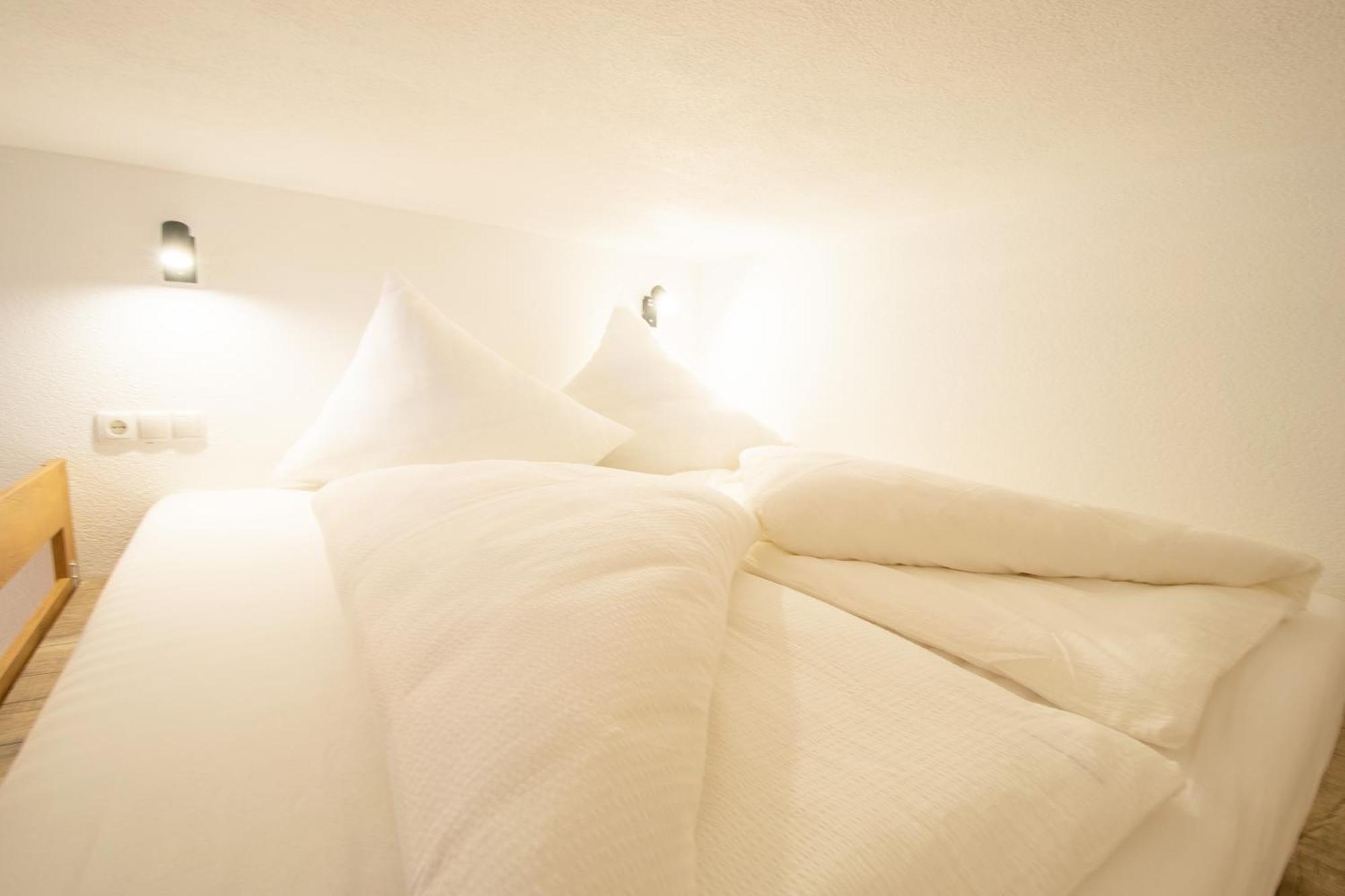 W-Spirit Apartments Jerzens Oda fotoğraf